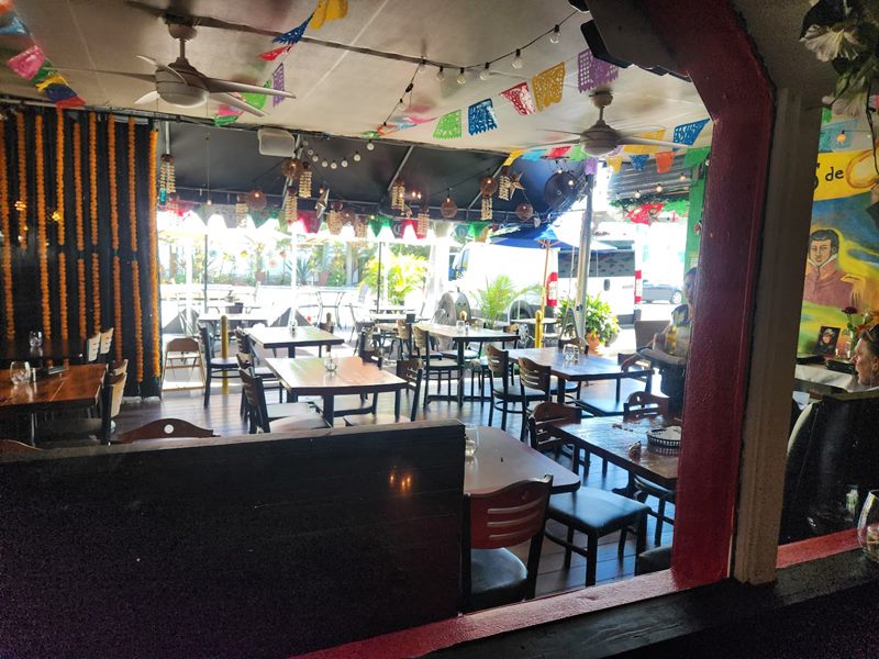 La Cruzada Restaurant interior